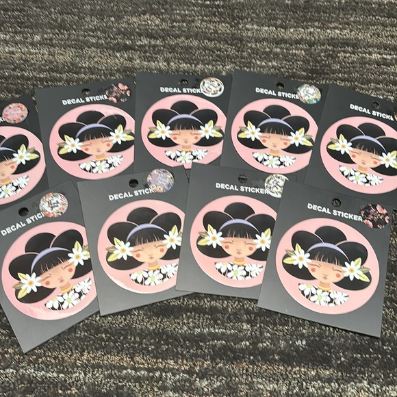 A product collection that celebrates diversity and inclusion everyday - Picture 12 of 17